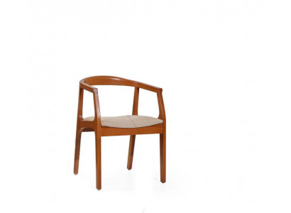 Eetkamerstoelen met bruin houten frame, fauteuils, eenpersoons luxestoelen.