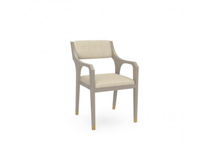 Ontwerp eetkamerstoelen met unieke vormgeving. Stijlvol, modern, nieuw.
