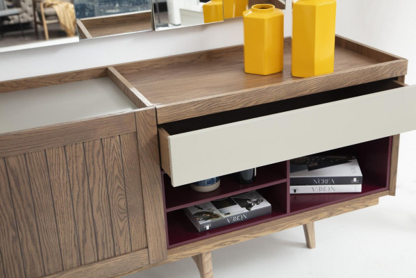 Woonwand TV-standaard RTV laag display vitrine hout modern bruin woonkamer.