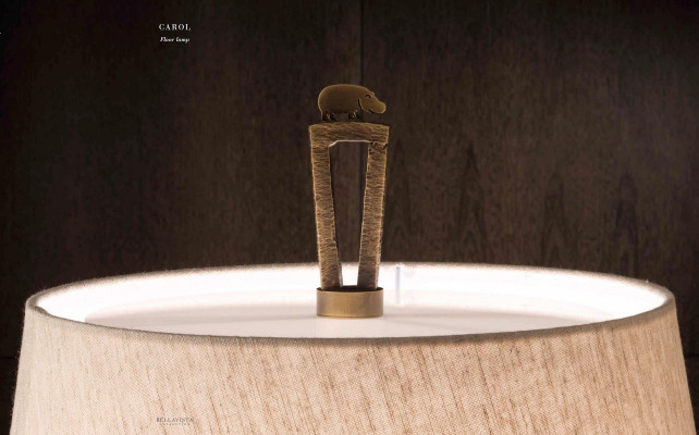 Woonkamer inrichting Halzuil marmer met messing standaard Bellavista Collection