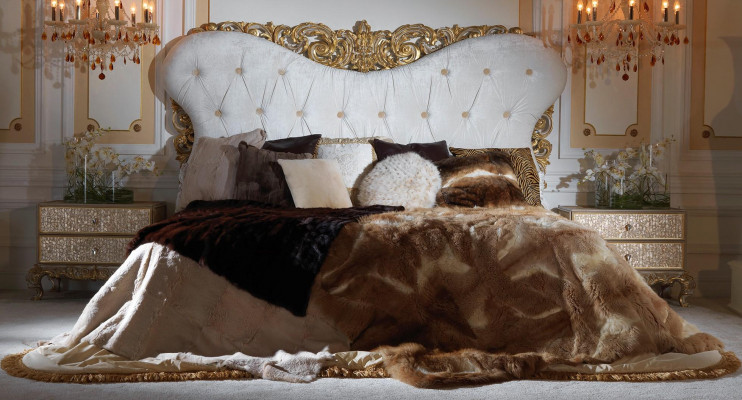 Chesterfield bed hoofdeinde bedden gestoffeerd hotel meubilair inrichting Italiaans.