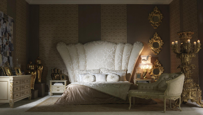 Chesterfield Groot Bed Hoofdeinde Bedstoffering Hotelbed Kleur Wit Klassiek