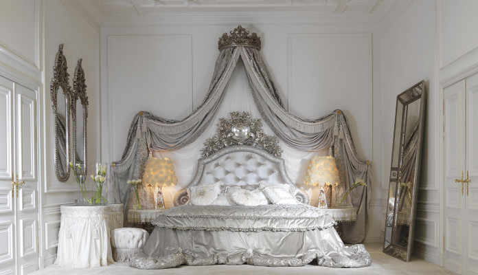 Chesterfield bed zilver luxe slaapkamer bedden Italiaans meubilair ontwerp nieuw.
