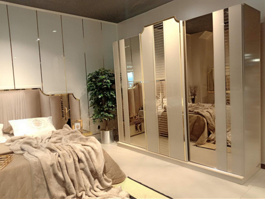 Luxe complete slaapkamerset - bed, 2 nachtkastjes, kledingkast, 4-delig.