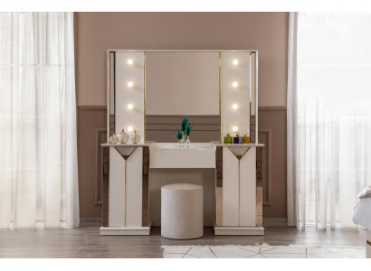 Slaapkamer Kaptafel Spiegel Dressoir Consoletafels Tafels Ladenkasten Dressoirs