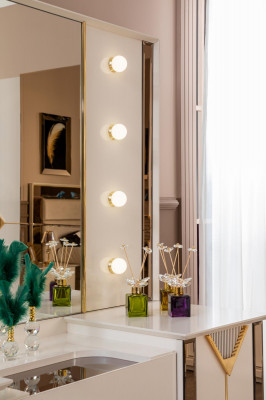 Slaapkamer Kaptafel Spiegel Dressoir Consoletafels Tafels Ladenkasten Dressoirs