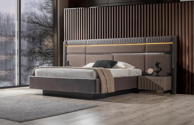 Bruine slaapkamerset Bed Nachtkastjes Kledingkast Kaptafel