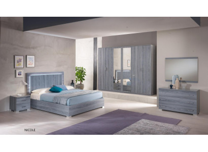 Meubelslaapkamerset Bed 2x Nachtkastje Commode Spiegel Kledingkast 6-delig.