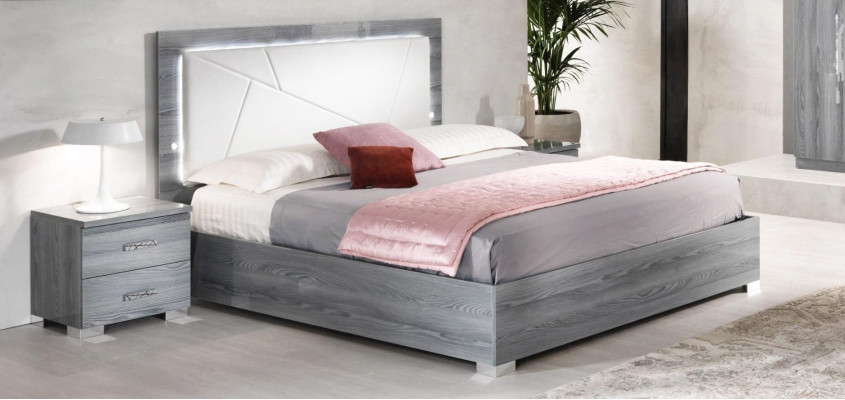 Slaapkamer set Bed 2x Nachtkastjes 3-delig. Italiaanse meubels Luxe Hotel Nieuw