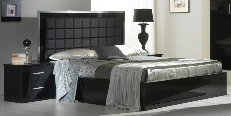 Ontwerp slaapkamer 6-delig. Complete slaapkamerset Bed Nachtkastje Commode Nieuw