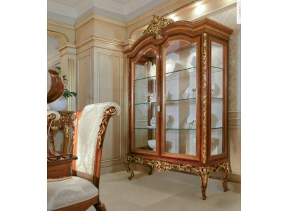 Vitrinekasten, vitrines, luxe houten glazen kast meubels barok.