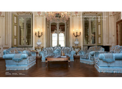 Luxe bankstel set met driezitsbank, tweezitsbank en fauteuil set van 4 stuks.