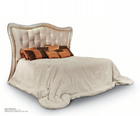 Bed tweepersoonsbed Chesterfield stof luxe bedden hout slaapkamer