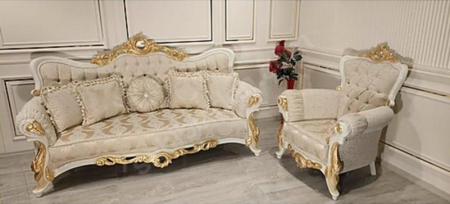 Chesterfield barok bank meubels bank banken stof goud driezitsbank.