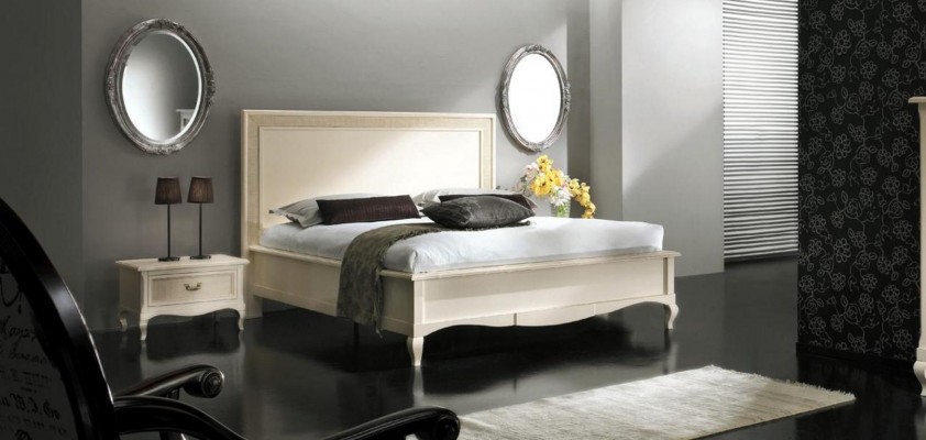 Italiaanse slaapkamermeubels Bed Nachtkastje Massief houten beddenset 4-delig.