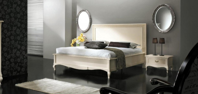 Italiaanse slaapkamermeubels Bed Nachtkastje Massief houten beddenset 4-delig.