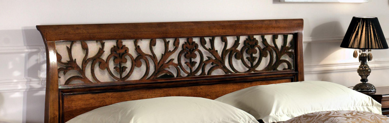 Slaapkamer meubel set garnituur Italiaanse meubels Nachtkastje Massief hout 3-delig