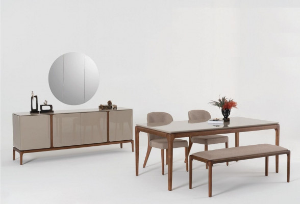 Eetkamer set eetgroep Tafel 4x Stoelen Bank Dressoir Spiegel 8-delig.