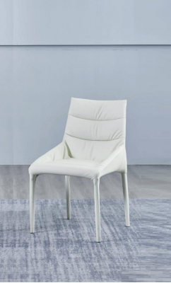 Eetkamer Witte eenzitter designerstoel houten frame armstoelen