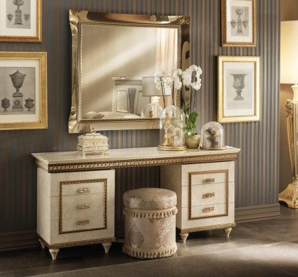 Kaptafel Spiegel Kruk Compleet Set Ladenkast Slaapkamer Nieuwe Barok Console