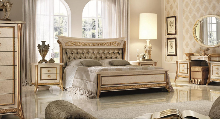 Klassiek designer houten bed slaapkamer luxe gestoffeerd meubilair dubbele bedden nieuw.
