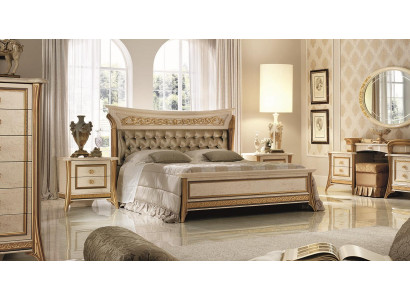 Klassiek designer houten bed slaapkamer luxe gestoffeerd meubilair dubbele bedden nieuw.