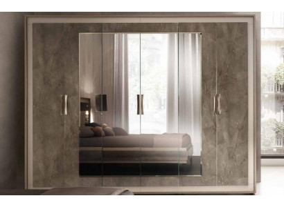 Klassieke antieke stijl kledingkast kast hout garderobe slaapkamer nieuw