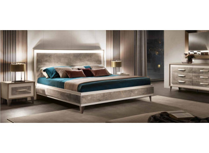 arredoclassic Italiaanse slaapkamermeubeldesign set Bed Nachtkastje