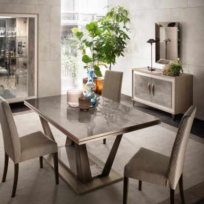 Luxe meubels Eettafel Tafel Eetkamer Woonkamer Hout Roestvrij staal Ontwerp Tafels Nieuw