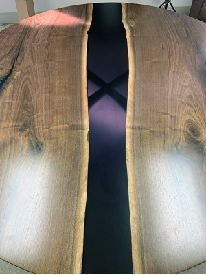 Tafel eettafel tabellen epoxyhars epoxy echt hout massief design meubels 150x150