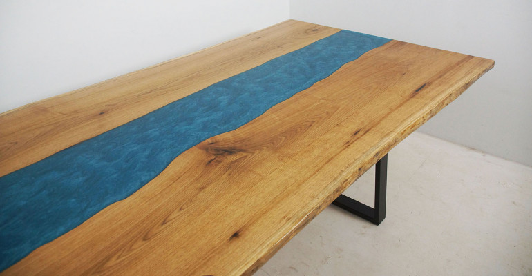Eettafel River Table Echt hout Riviertafel Epoxyhars 260x100 Massief