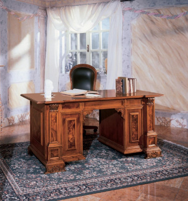 Klassiek bureau kantoortafel bureau bureau computer tafels Italië.