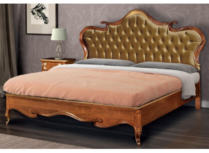 Chesterfield bed gestoffeerd design luxe dubbele hotelbedden Italiaans hout nieuw