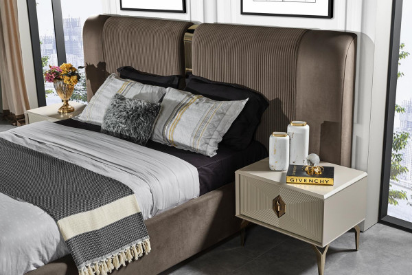 Bruine slaapkamerset Designer tweepersoonsbed 2x nachtkastjes Luxe meubels