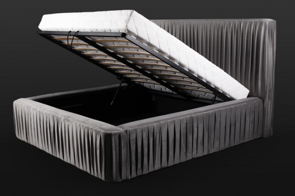 Grijze tweepersoonsslaapkamer met elegant houten meubelontwerp en klassiek stoffen meubilair nieuw.