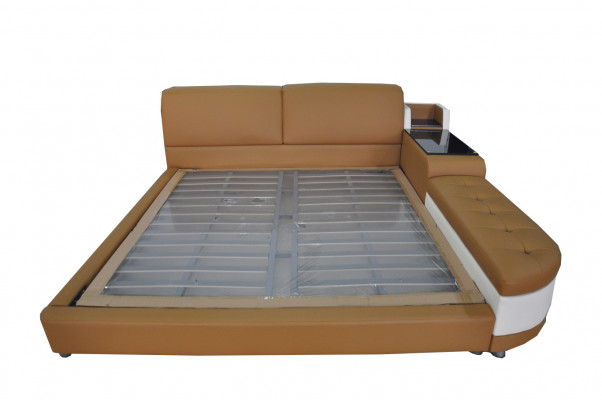 Ontwerper gestoffeerd bed voor slaapkamer gemaakt van hoogwaardige materialen.