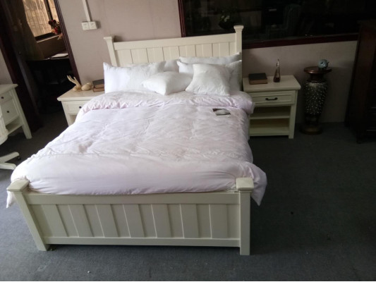 Klassiek tweepersoons bed Houten bed Landelijke stijl Echt hout