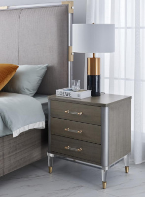 Luxe meubilair slaapkamer nachtkastjes consoles bijzettafels hout hotel