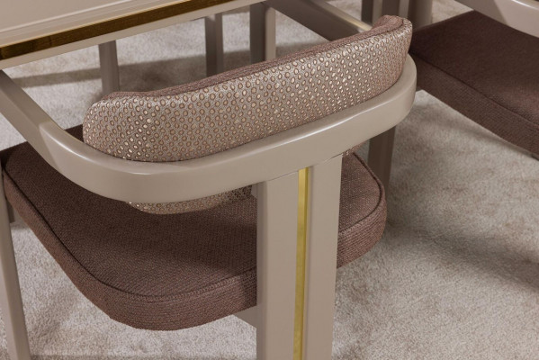 Eetkamerset 4x stoelen Eettafelset Eetkamerontwerp Houten stoelen Stel nieuw