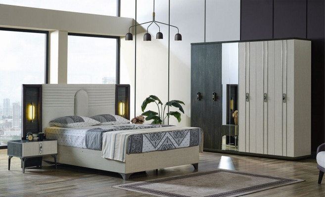 Luxe slaapkamerset 4-delig. Bed 2x nachtkastjes kledingkast Beige