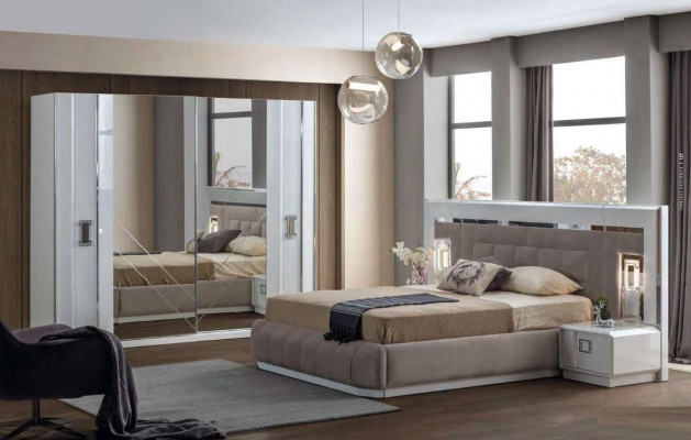 Slaapkamer Compleet Set Bed 2x Nachtkastje Kledingkast Nieuw Design 4-delig.