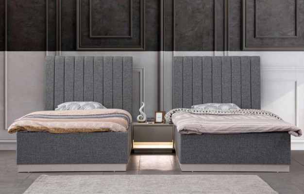 Slaapkamer 2x Bed Nachtkastje Bedden Dubbel Hotel Bekleding 3-delig.