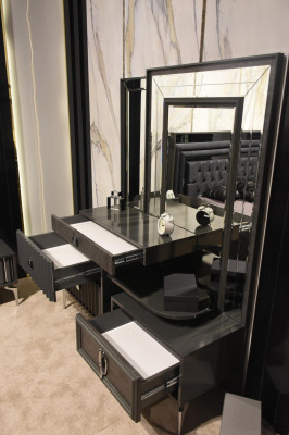 Zwarte make-uptafel Luxe houten console Designer slaapkamer meubels