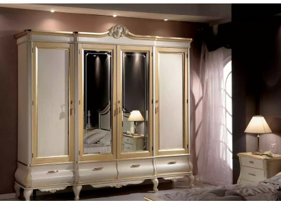 Klassieke luxe Witte vierdeurs slaapkamerkast Houten meubels Nieuw