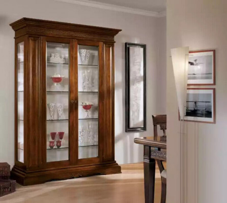 Garnituur Set 7-delig. Eettafel 4x stoelen Vitrine Luxe houten meubels.