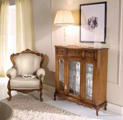 Klassiek meubelontwerp Vitrine bruine glazen kast elegant luxe nieuw