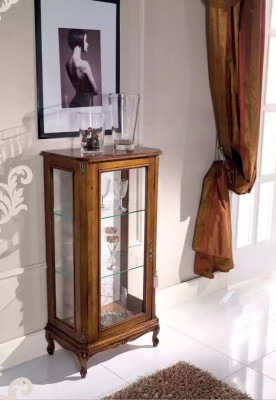 Klassieke bruine vitrine Luxe glazen kast Ontwerper houten meubilair Woonkamer