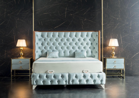 Slaapkamer set Wit Metaal Bed Chesterfield Luxe Stijl 2x Nachtkastjes 3-delig.