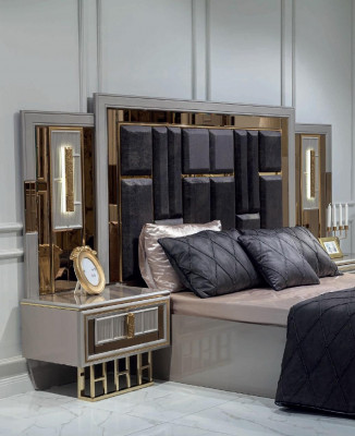 Slaapkamer bed nachtkastje kledingkast ladekast hout set 5-delig.