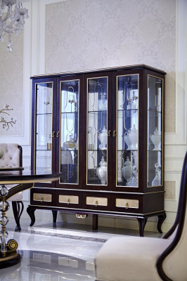 Klassieke designvitrinekast Italiaanse meubels Vitrines Glas Nieuw